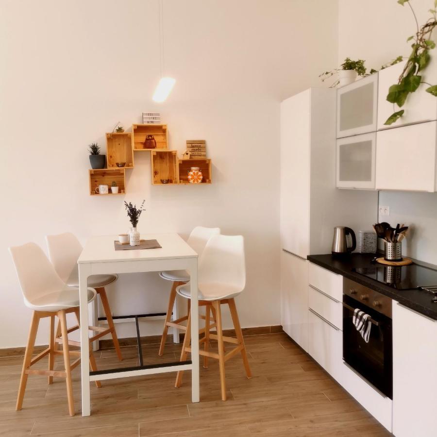 Cozyhome In Old Town, Presidential Apartment Bratislava