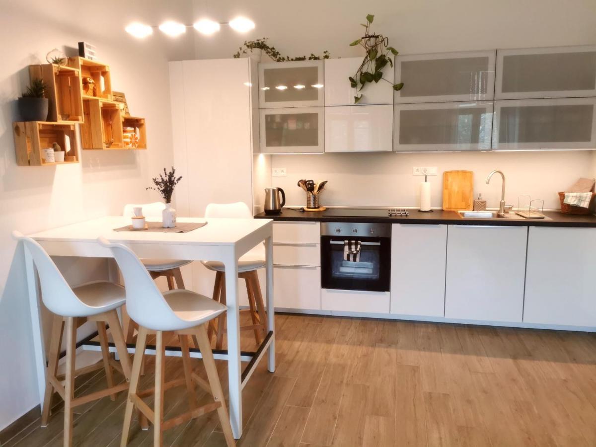 Cozyhome In Old Town, Presidential Apartment